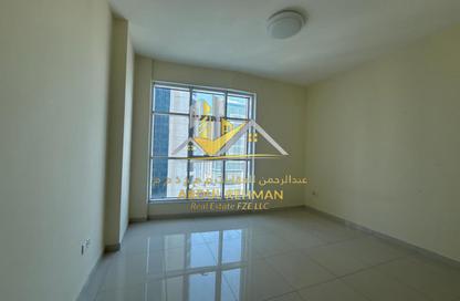 Apartment - 2 Bedrooms - 3 Bathrooms for rent in Al Anwar Tower - Al Khan Lagoon - Al Khan - Sharjah