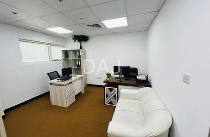 Office Space - Studio - 1 Bathroom for rent in Al Rostamani Building - Port Saeed - Deira - Dubai