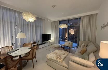 Apartment - 1 Bedroom - 2 Bathrooms for rent in Boulevard Crescent Tower 1 - BLVD Crescent - Downtown Dubai - Dubai