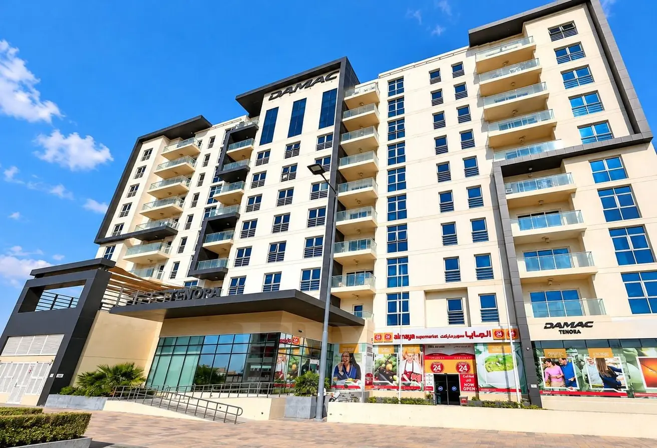 156915600 - Property Main Image