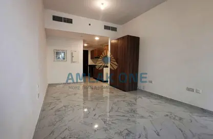 Apartment - 1 Bathroom for sale in Oasis 1 - Oasis Residences - Masdar City - Abu Dhabi