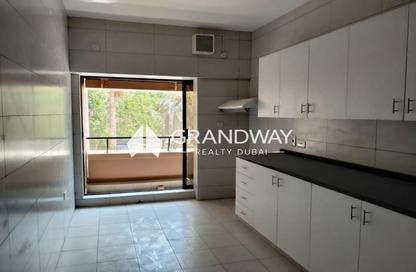 Apartment - 2 - 2 for rent in Zabeel Building - Al Karama - Bur Dubai - Dubai