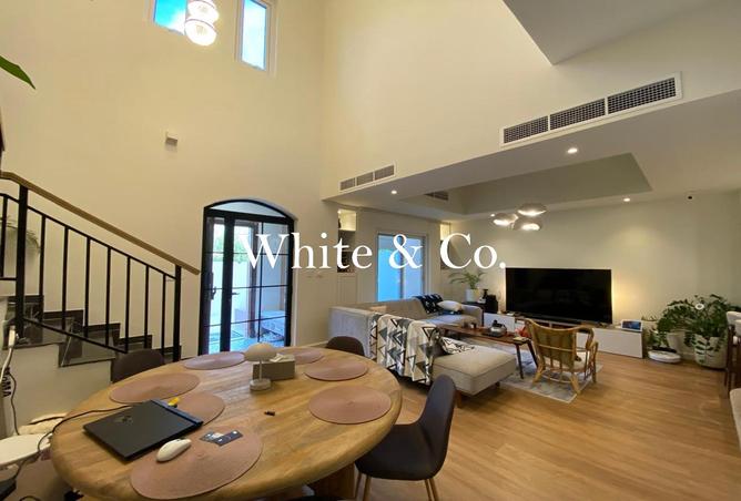 73112325 - Property Main Image