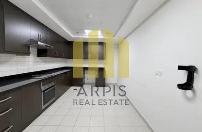 شقة - غرفة نوم - 2 حمامات للايجار في برج دوجا - شارع الشيخ زايد - دبي شقة - غرفة نوم - 2 حمامات للايجار في برج دوجا - شارع الشيخ زايد - دبي