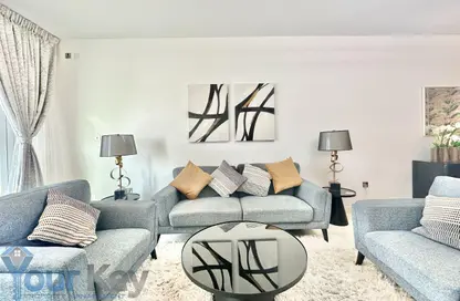 شقة - 2 غرف نوم - 3 حمامات للايجار في واي تاور ريم - طموح - جزيرة الريم - أبوظبي