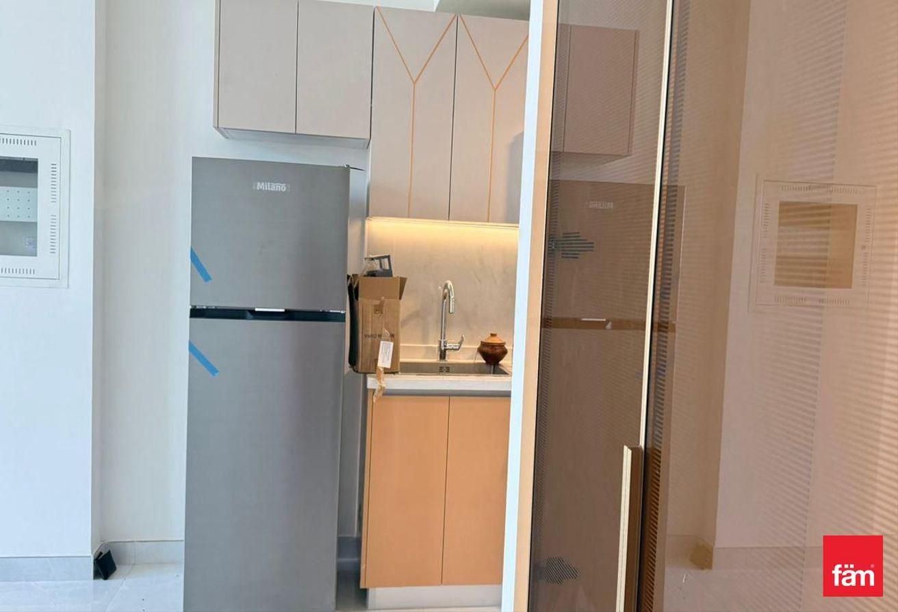 FULLY FURNISHED, Miracle Garden View, High Floor photo 10