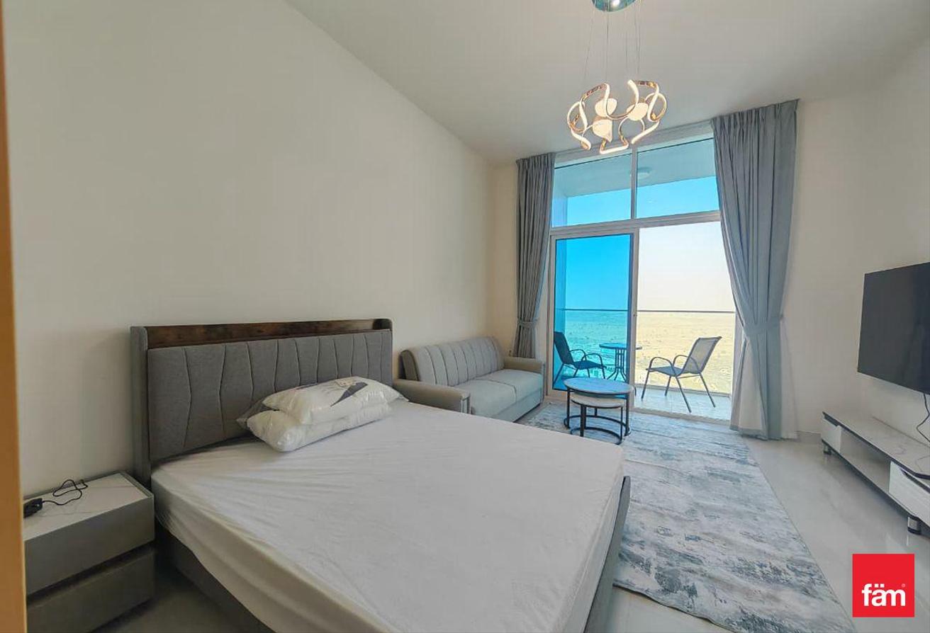 FULLY FURNISHED, Miracle Garden View, High Floor photo 5