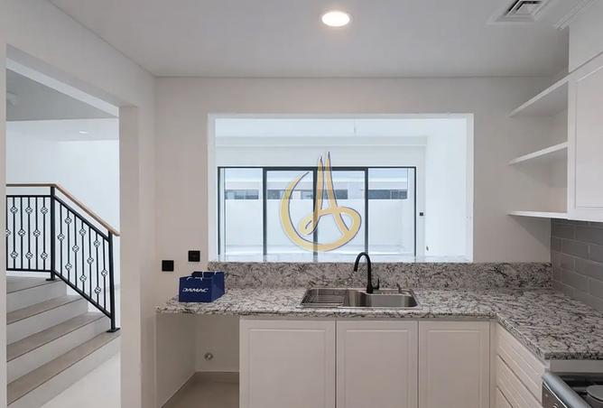 119042190 - Property Image 3