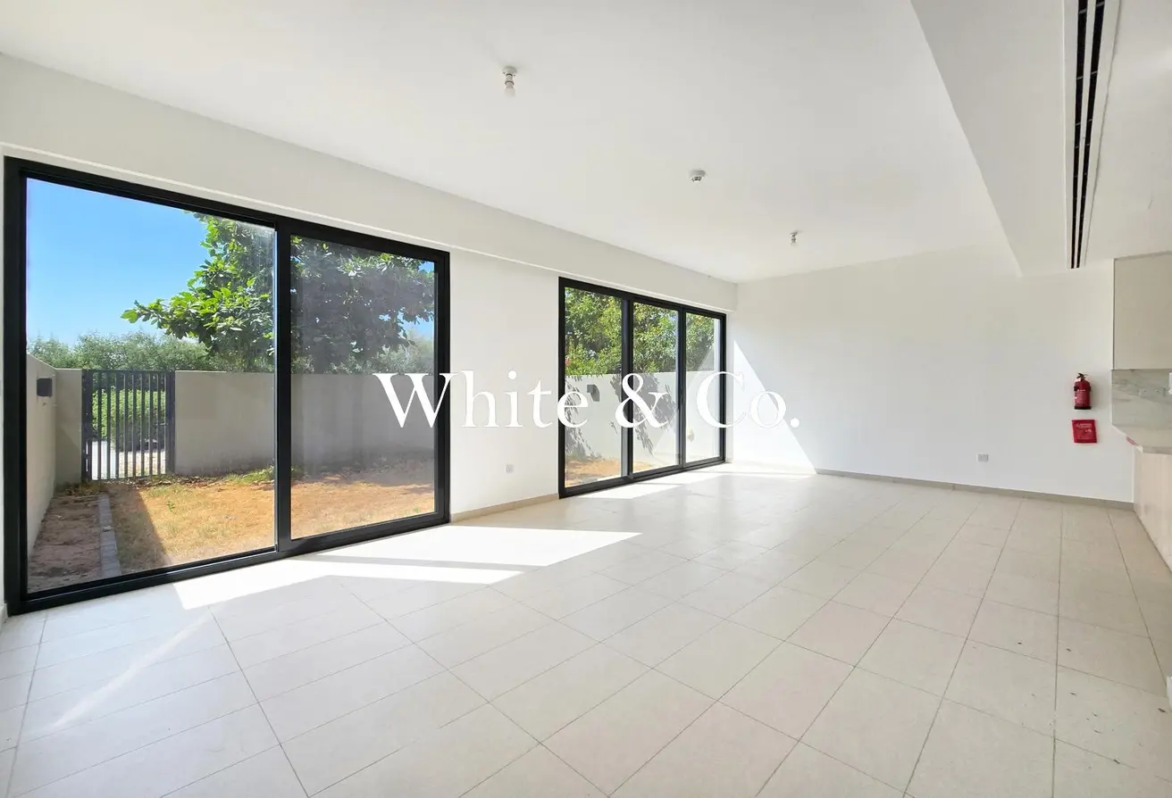 100402380 - Property Main Image