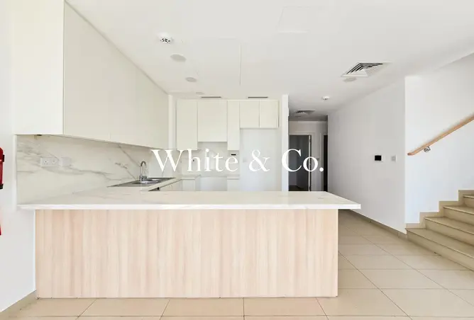 100402380 - Property Image 3