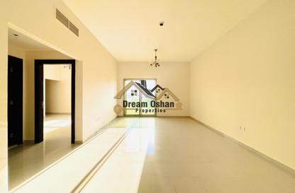 Apartment - 2 Bedrooms - 3 Bathrooms for rent in Al Khair Building - Dubai Silicon Oasis - Dubai