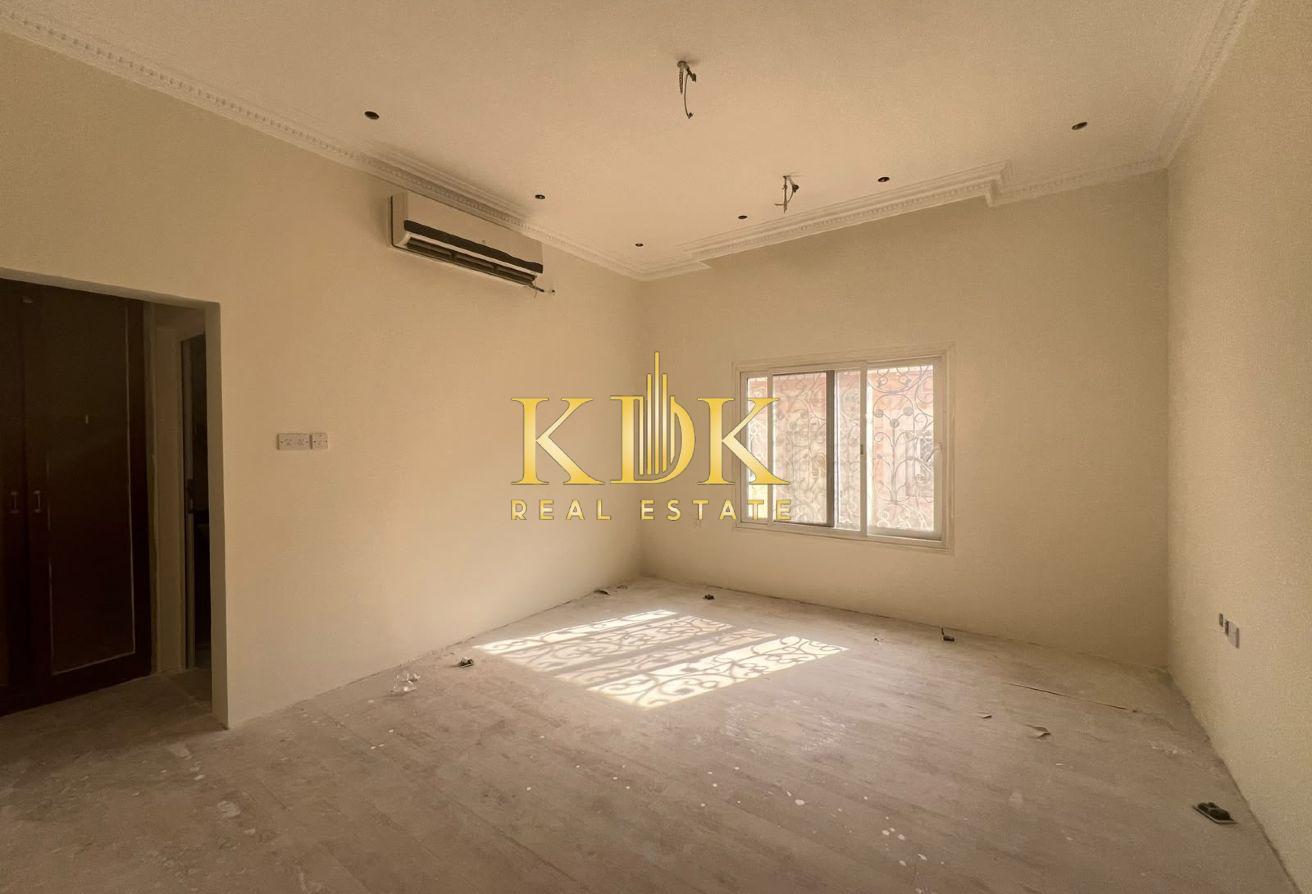 Luxury 10 Bedroom Villa for Rent | Al Barsha 3 photo 10