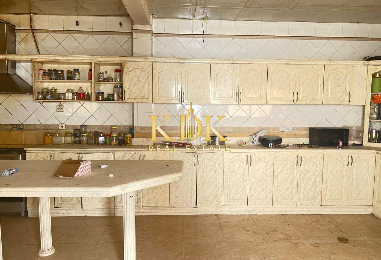 Luxury 10 Bedroom Villa for Rent | Al Barsha 3 photo 12