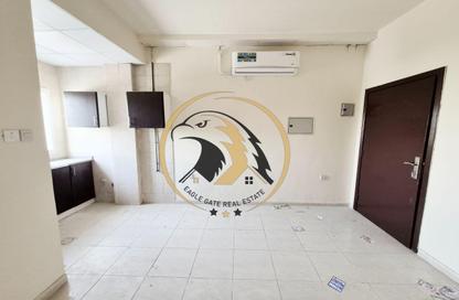 Apartment - Studio - 1 for rent in Muwailih Building - Muwaileh - Sharjah Apartment - Studio - 1 for rent in Muwailih Building - Muwaileh - Sharjah