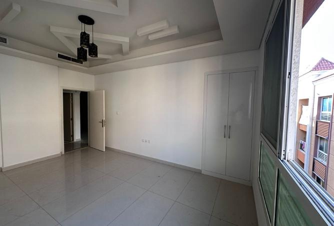 123400106 - Property Image 3