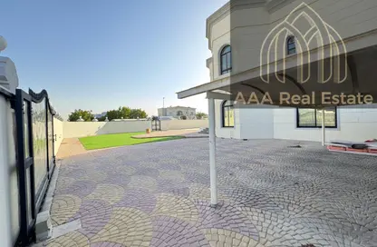 Villa - 4 Bedrooms - 4 Bathrooms for rent in Al Muhaisnah 1 - Al Muhaisnah - Dubai