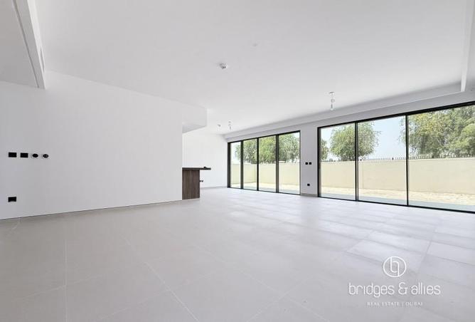 71120267 - Property Main Image