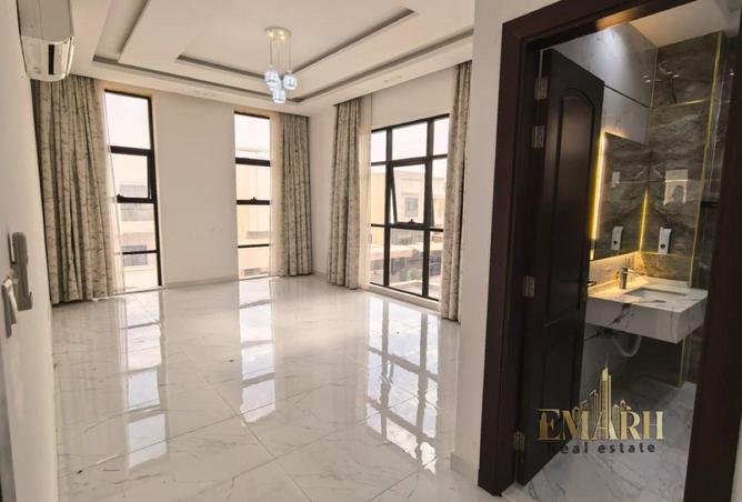 81924255 - Property Image 3