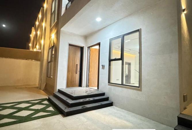 81944616 - Property Image 2