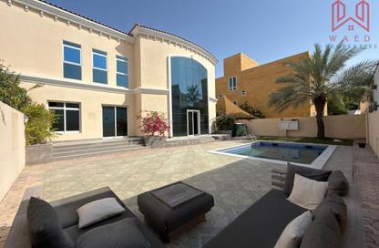 Villa - 5 Bedrooms - 6 Bathrooms for rent in Jumeirah 1 Villas - Jumeirah 1 - Jumeirah - Dubai