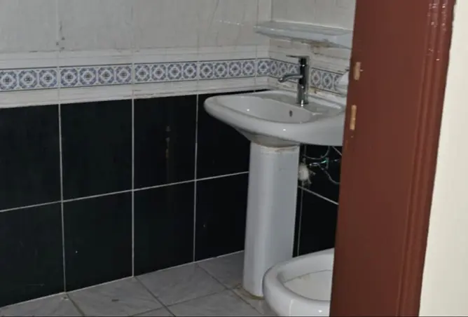 165595556 - Property Image 2