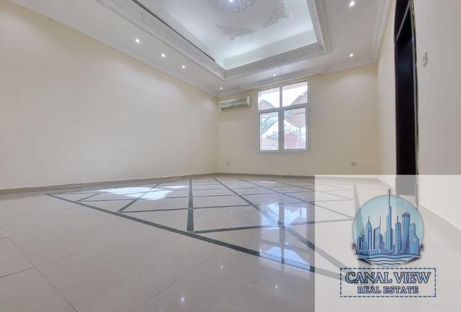 87028744 - Property Main Image