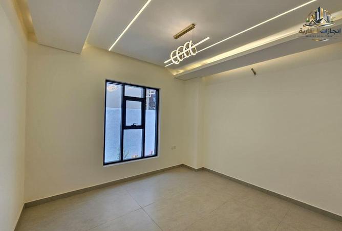 83224862 - Property Image 3