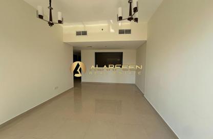 Apartment - 1 Bedroom - 2 Bathrooms for rent in Royal JVC Building - District 10 - Jumeirah Village Circle - Dubai