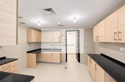 Apartment - 2 - 4 for sale in Ocean Terrace - Marina Square - Al Reem Island - Abu Dhabi
