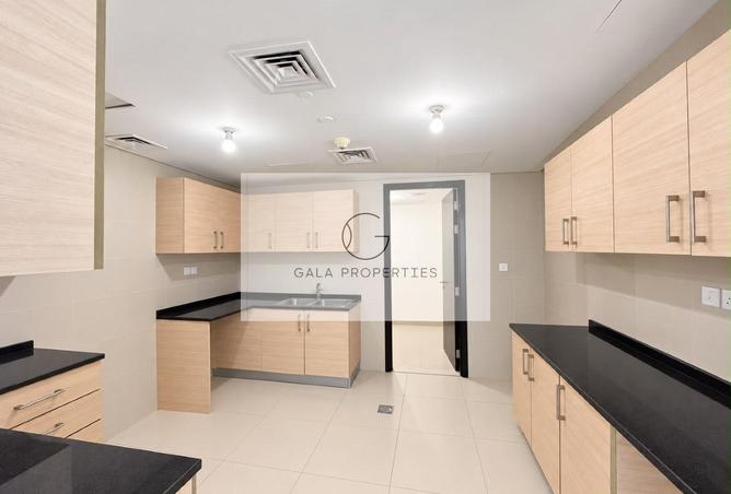 145088695 - Property Image 3