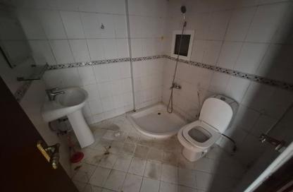 Apartment - 2 - 1 for rent in Cornish Tower - Al Rumaila - Ajman