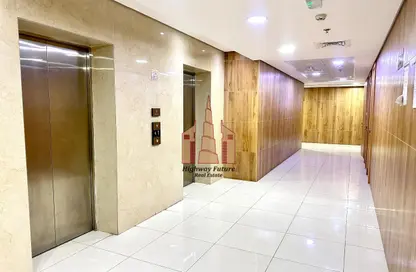 Apartment - 2 Bedrooms - 3 Bathrooms for rent in Muwaileh 29 Building - Muwaileh - Sharjah