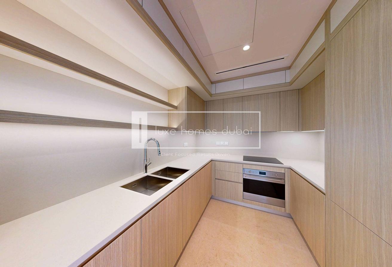 WATERFRONT LIVING | LUXURY 2BR | READY TO MOVE photo 7