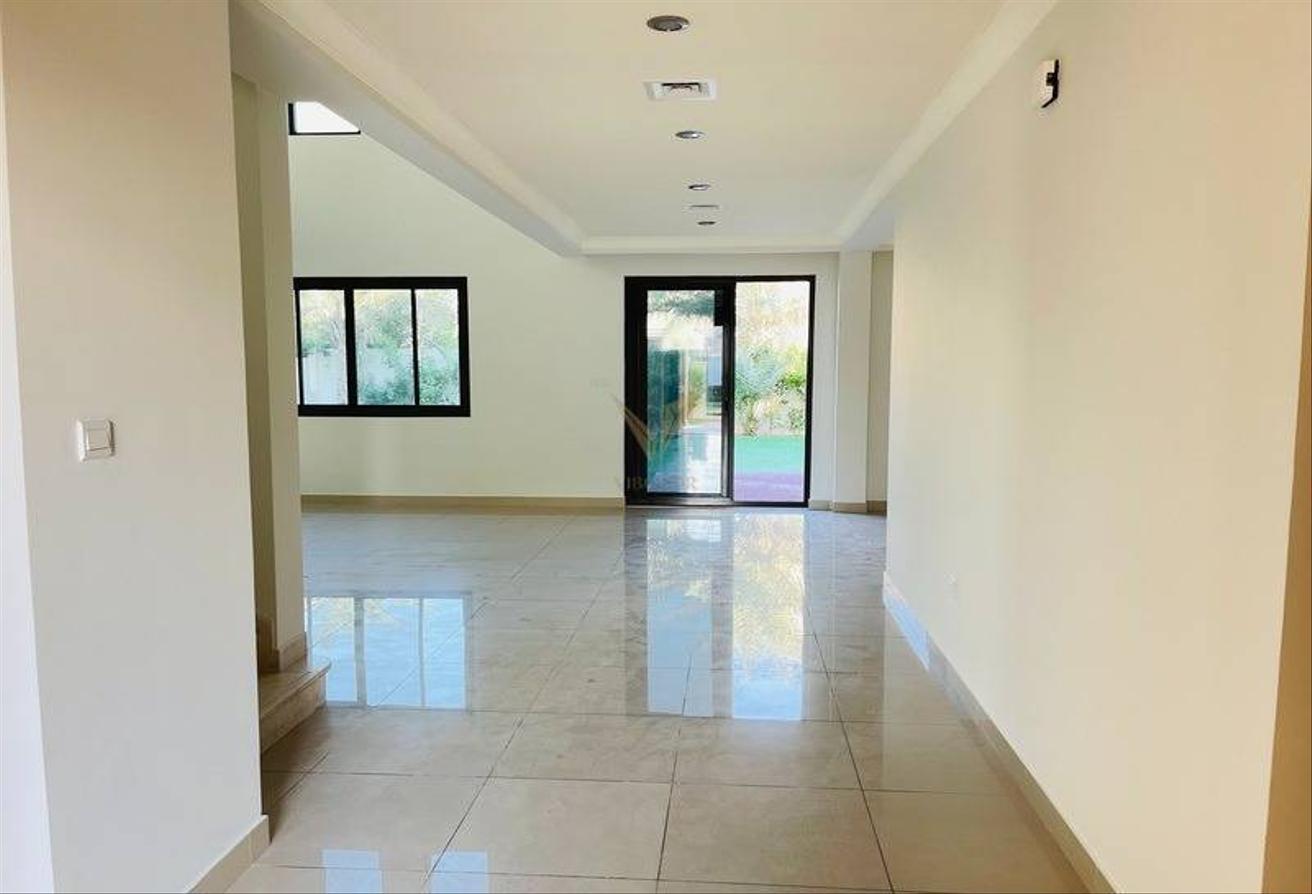 SINGLE ROW | TYPE 2 | SPACIOUS 4BR+MAID photo 7