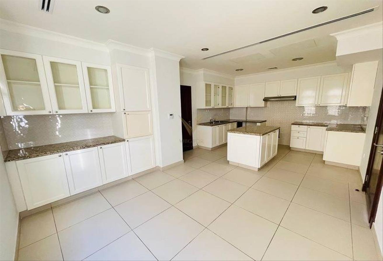 SINGLE ROW | TYPE 2 | SPACIOUS 4BR+MAID photo 17