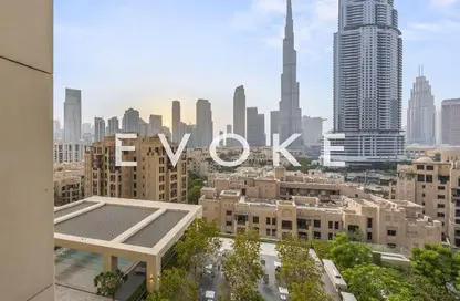 شقة - 2 غرف نوم - 2 حمامات للايجار في برج رويال - وسط مدينة دبي - دبي