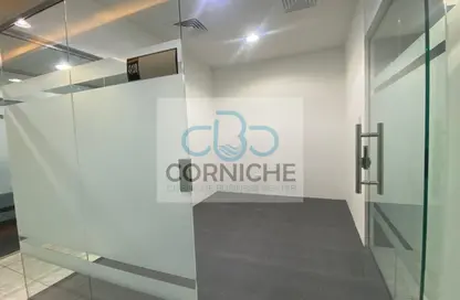 مكتب - غرفة نوم - 6 حمامات للايجار في برج كورنيش فيو - شارع الكورنيش - أبوظبي
