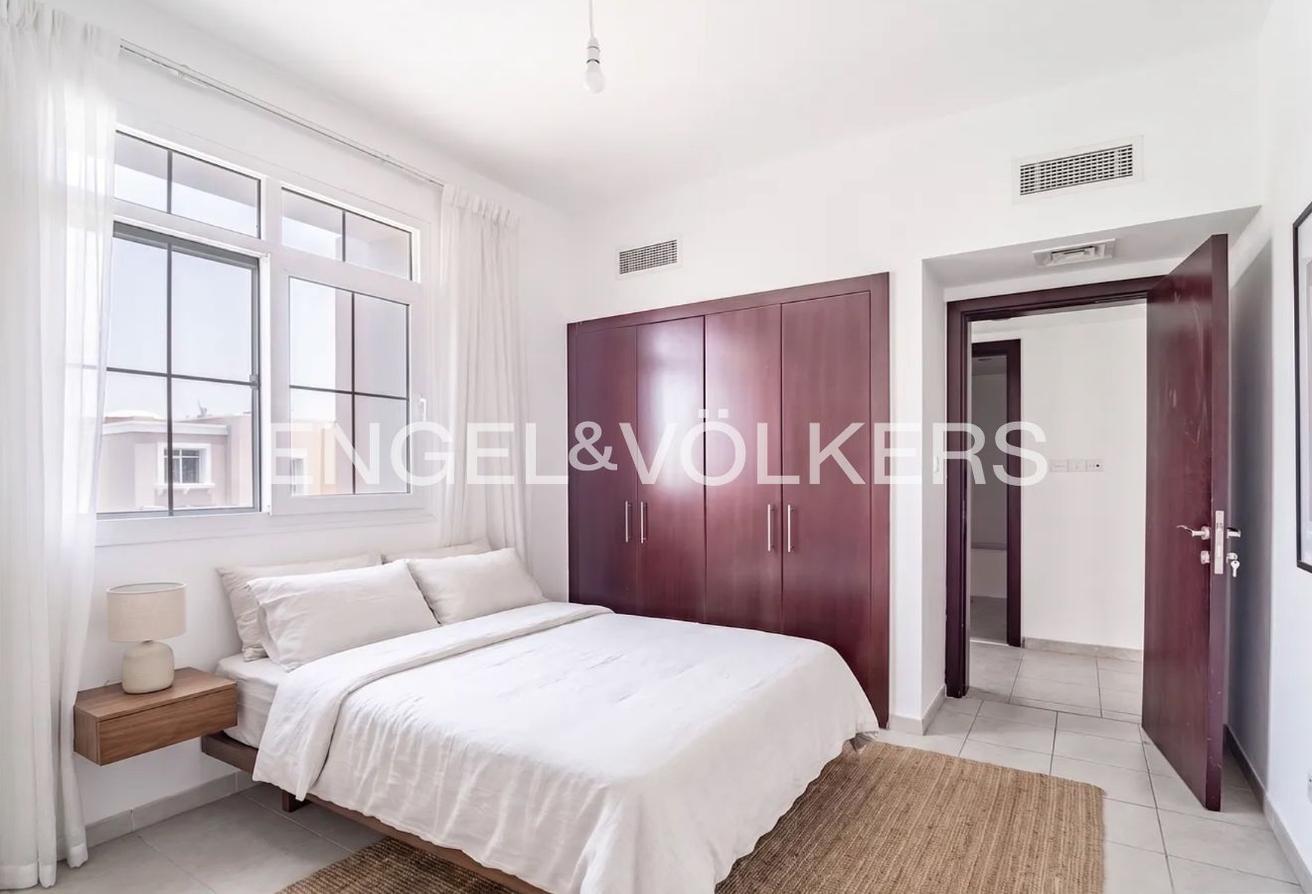 Exclusive | Spacious | Vacant photo 10
