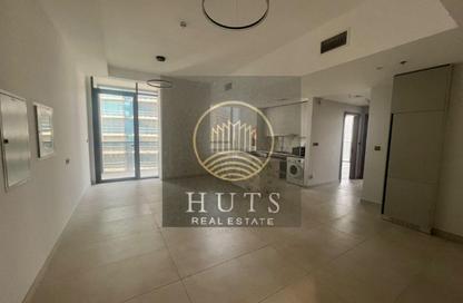 Apartment - 2 - 2 for rent in Amal Tower - Dubai Sports City - Dubai