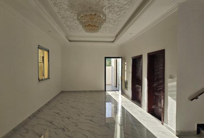 74235256 - Property Main Image