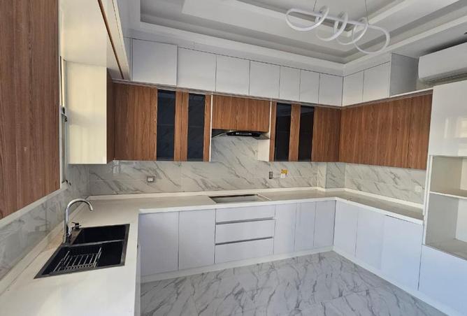 74235256 - Property Image 2