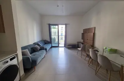 شقة - غرفة نوم - 2 حمامات للبيع في جزيرة مريم - الخان - الشارقة