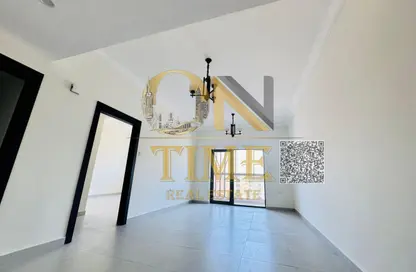 Apartment - 1 Bedroom - 2 Bathrooms for rent in Al Jurf 2 - Al Jurf - Ajman Downtown - Ajman