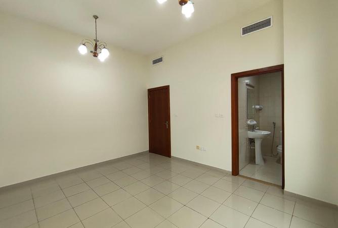 114606422 - Property Image 3