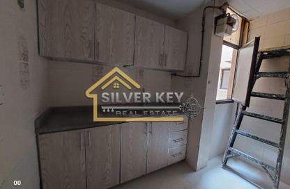 Apartment - 2 Bedrooms - 1 Bathroom for rent in Abu Shagara building - Abu shagara - Sharjah