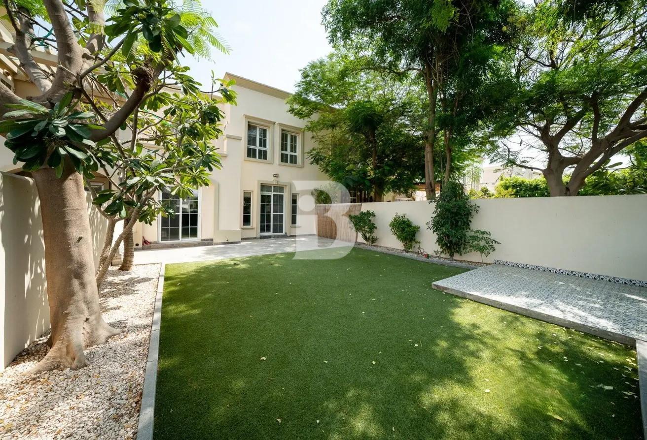 3 Bedroom | Vastu | Upgraded | Lake View photo 3