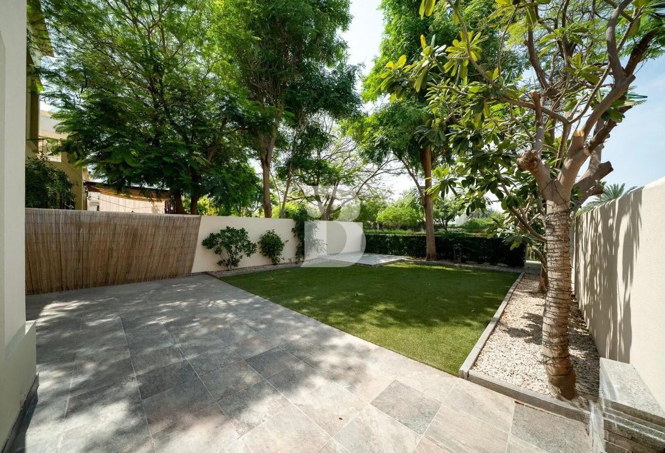 3 Bedroom | Vastu | Upgraded | Lake View photo 19