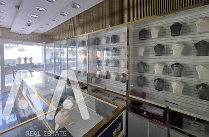 Shop - Studio for rent in Al Badaa - Dubai