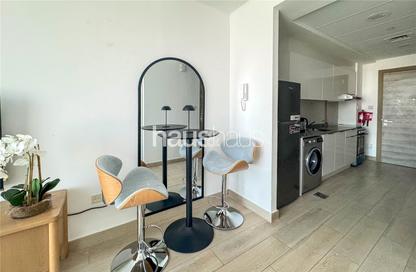 Apartment - Studio - 1 for rent in Bloom Towers B - Bloom Towers - District 10 - Jumeirah Village Circle - Dubai Apartment - Studio - 1 for rent in Bloom Towers B - Bloom Towers - District 10 - Jumeirah Village Circle - Dubai