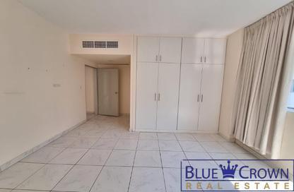 Apartment - 3 - 4 for rent in Golden Sands 8 - Al Mankhool - Bur Dubai - Dubai